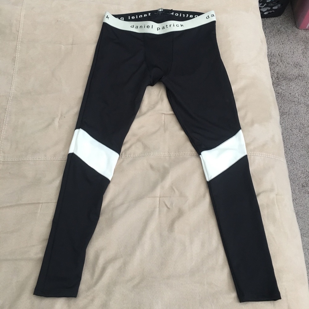 DANIEL PATRICK MALE LEGGING